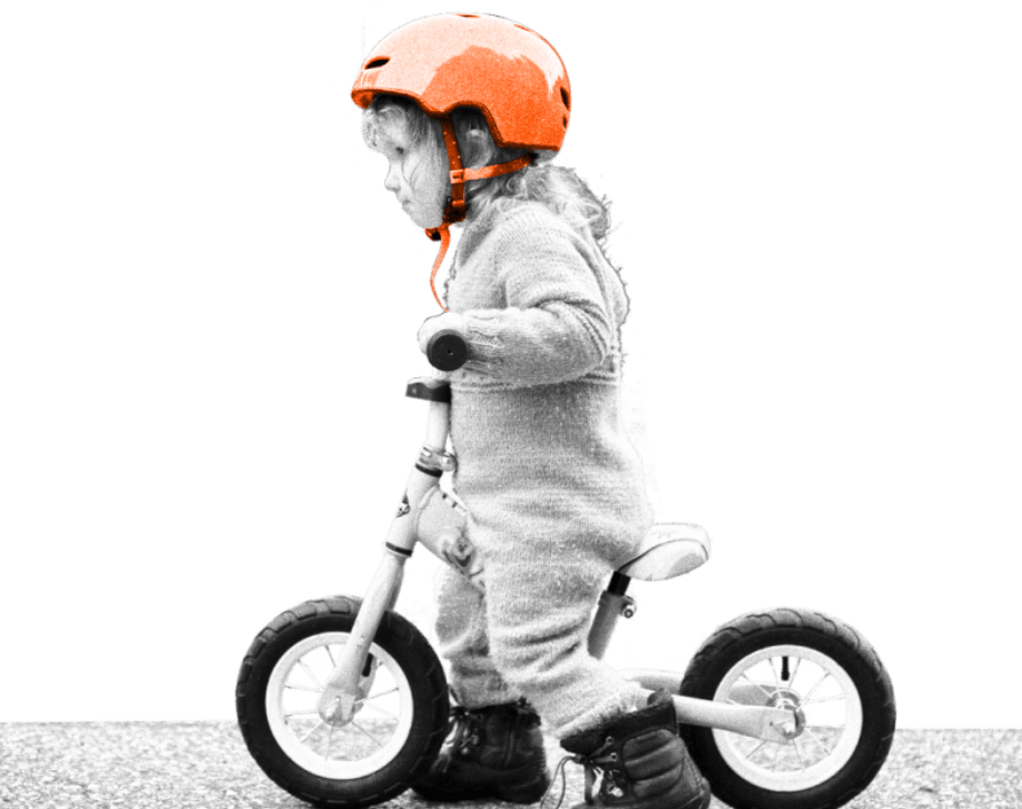enfant sur un vélo